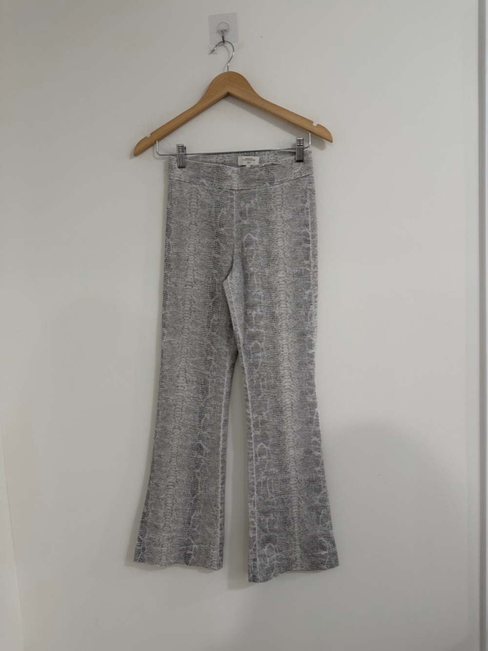 Avenue Montaigne Bellini Snake-Print Flare Pants sz 00 #W3